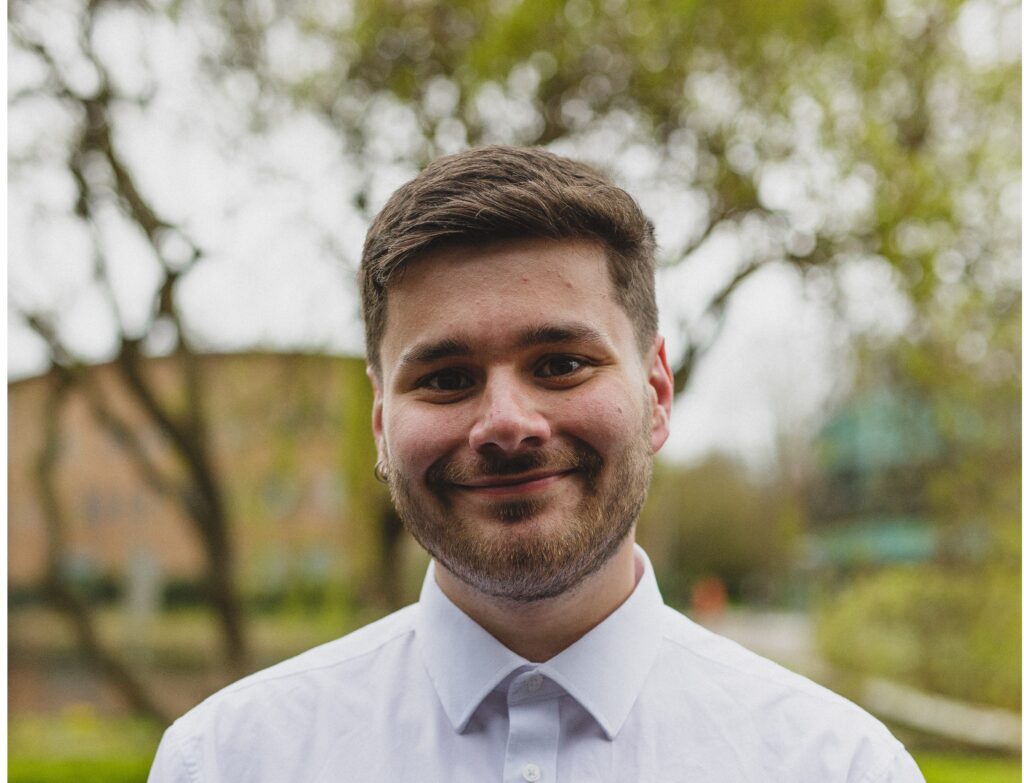 Student Advisor Thomas Jones